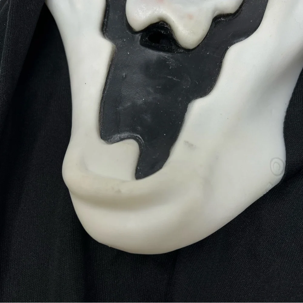 Easter Unlimited Ghostface Mask 9206 Squiggly Mouth Fun World Costume Scream